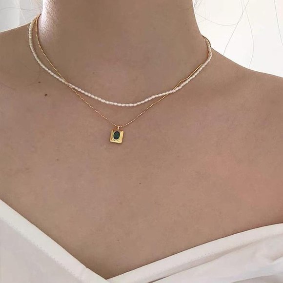 Emerald Necklace, Gold Chain Necklace, Layered Necklace, Emerald Green Necklace - Picture 4 of 4